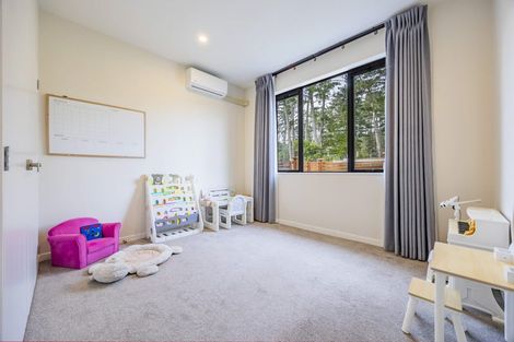 Photo of property in 83 Nobilo Road, Kumeu, 0810