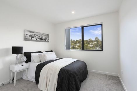 Photo of property in 37 Garton Drive, Massey, Auckland, 0614