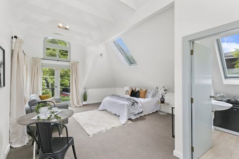 Photo of property in 51 Simla Crescent, Khandallah, Wellington, 6035