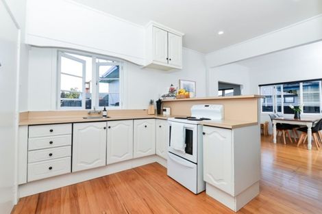 Photo of property in 1 Olwyn Terrace, Dinsdale, Hamilton, 3204