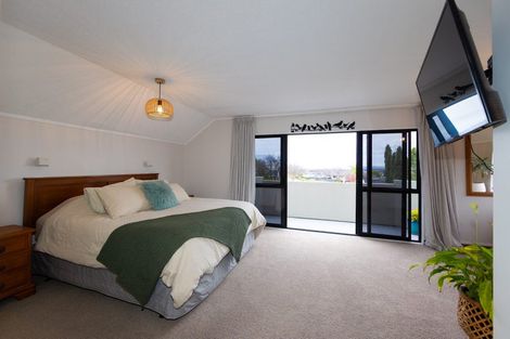Photo of property in 26 Cumberland Rise, Taradale, Napier, 4112