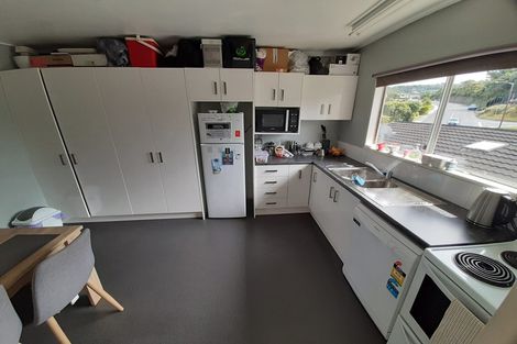 Photo of property in 112 Dowse Drive, Maungaraki, Lower Hutt, 5010