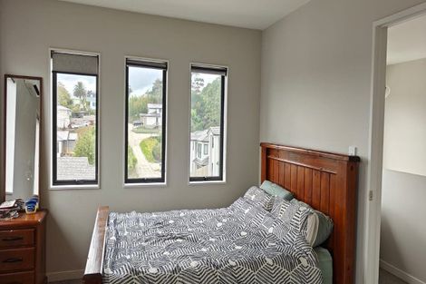 Photo of property in 17 Springhill Lane, Sunnyvale, Auckland, 0612