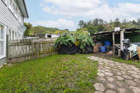 Photo of property in 11 Cambridge Terrace, Kaiti, Gisborne, 4010