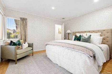 Photo of property in 2/32 Kilimanjaro Drive, Northpark, Auckland, 2013