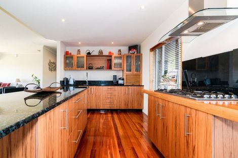 Photo of property in 337d Clarks Beach Road, Clarks Beach, Pukekohe, 2679