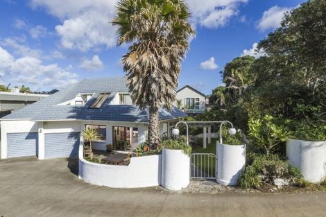 Photo of property in 1/11 Montrose Terrace, Mairangi Bay, Auckland, 0630