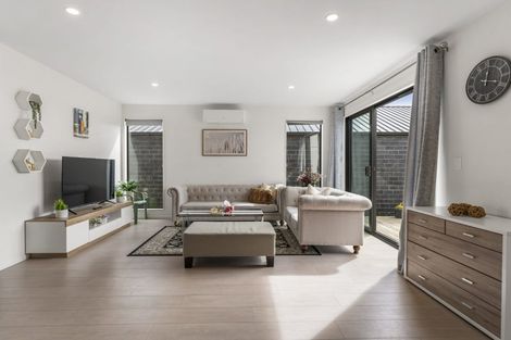 Photo of property in 14 Horokaka Street, Massey, 0614