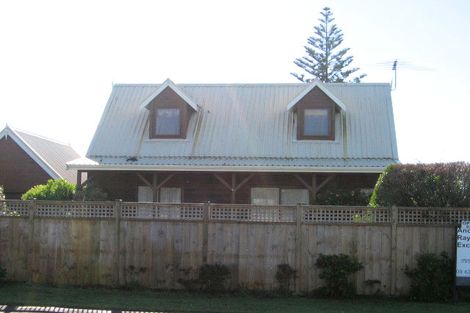 Photo of property in 7a Centreway Road, Orewa, 0931