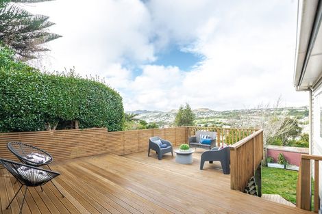 Photo of property in 119 Ruskin Road, Newlands, Wellington, 6037