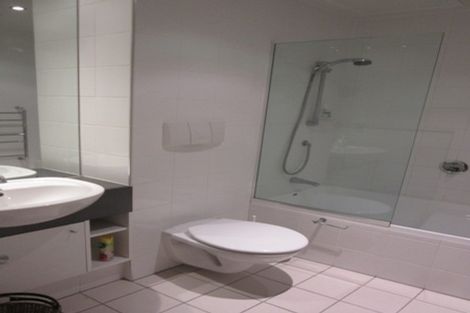 Photo of property in Sanctum Apartment, 10 Ebor Street, Te Aro, Wellington, 6011