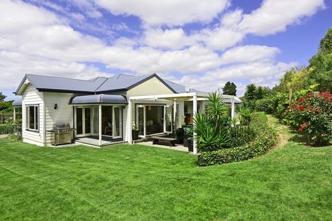 Photo of property in 26 Pukekura Place, Taradale, Napier, 4112