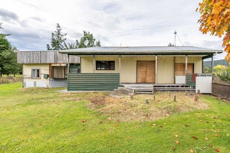 Photo of property in 882 Tahakopa Valley Road, Tahakopa, Owaka, 9586