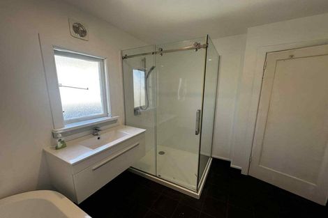 Photo of property in 11 Albert Street, Saint Clair, Dunedin, 9012