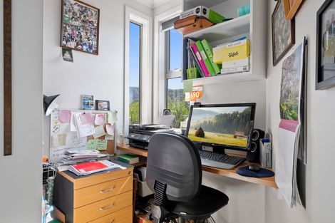 Photo of property in 25c Milton Terrace, Picton, 7220
