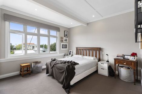 Photo of property in 22 Ponsonby Road, Karori, Wellington, 6012