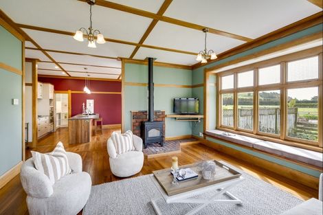 Photo of property in 137 Swamp Road, Fernhill, Napier, 4183