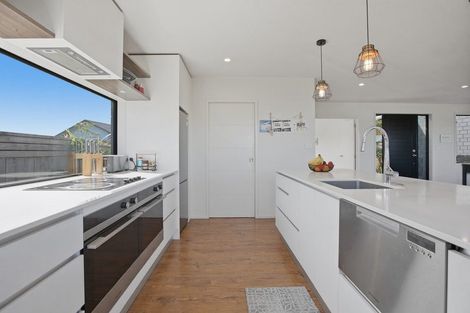 Photo of property in 3 Ashwood Lane, Bell Block, New Plymouth, 4312