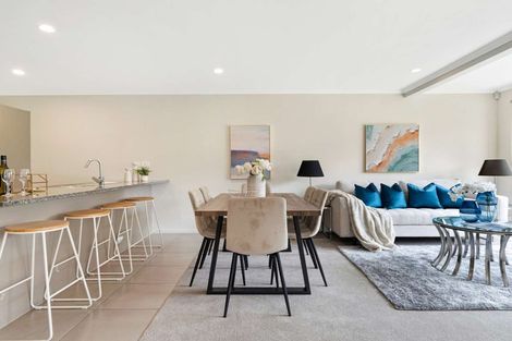 Photo of property in 18 Akeake Lane, Manurewa, Auckland, 2102