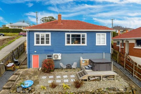 Photo of property in 24 Scotland Terrace, Green Island, Dunedin, 9018