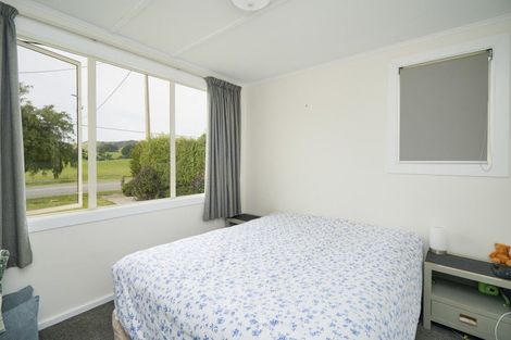 Photo of property in 28 Tokanui Haldane Road, Tokanui, 9884
