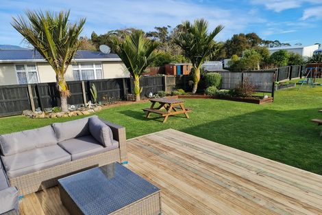 Photo of property in 4 Eastons Road, Westport, 7825