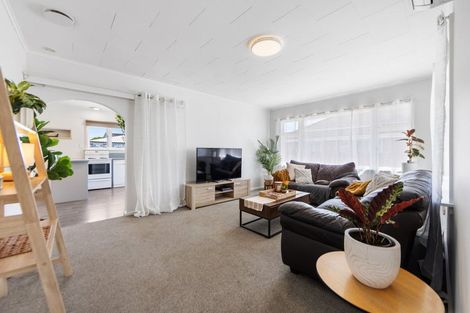 Photo of property in 23 Fenchurch Street, Northcote, Christchurch, 8052