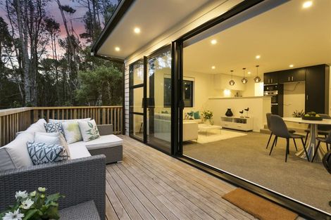 Photo of property in 15d/4 Verran Road, Birkenhead, Auckland, 0626