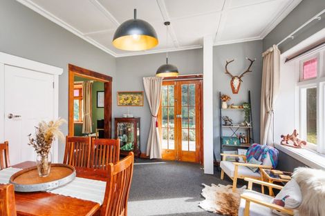 Photo of property in 8 Knorp Street, Halcombe, Feilding, 4779
