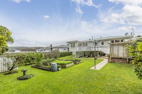 Photo of property in 20 Pembroke Street, Tawa, Wellington, 5028