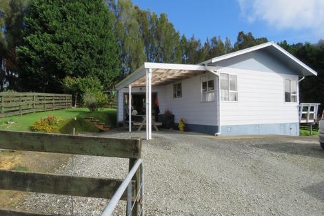 Photo of property in 8 Mills Access Road, Totara North, Kaeo, 0479
