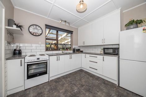 Photo of property in 33 Domett Street, Westport, 7825