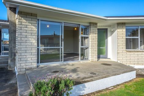Photo of property in 26 Mountainview Terrace, Otaki Beach, Otaki, 5512