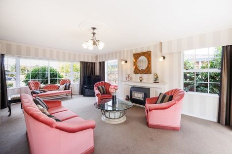 Photo of property in 7 Woodfield Avenue, Roslyn, Palmerston North, 4414