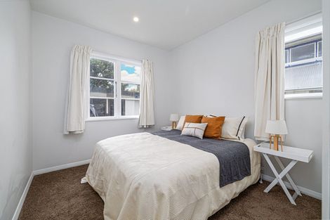 Photo of property in 58 Wilsons Road, Saint Martins, Christchurch, 8022