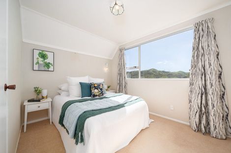Photo of property in 5 Anaheim Place, Churton Park, Wellington, 6037