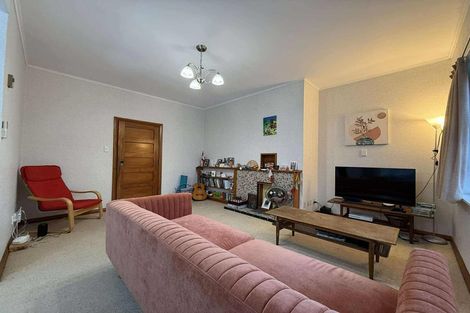 Photo of property in 84 Sunshine Avenue, Karori, Wellington, 6012