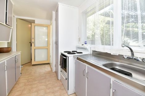 Photo of property in 53 Rautawhiri Road, Helensville, 0800