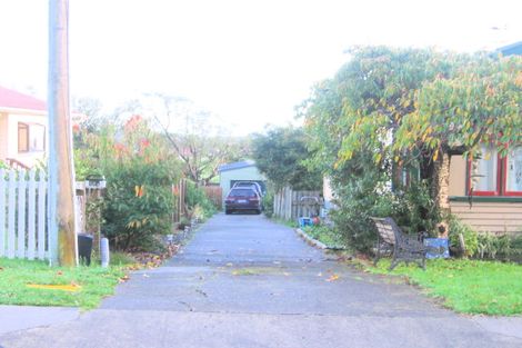 Photo of property in 28 Matenga Street, Waikanae, 5036