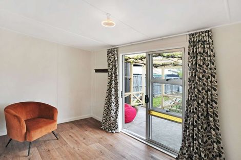 Photo of property in 75 Park Terrace, Waikuku Beach, 7473