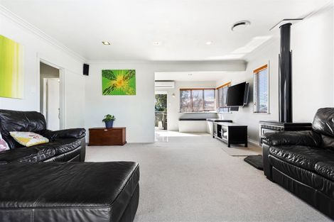 Photo of property in 53 Taikata Road, Te Atatu Peninsula, Auckland, 0610