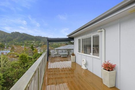 Photo of property in 31a Forest Road, Pinehaven, Upper Hutt, 5019