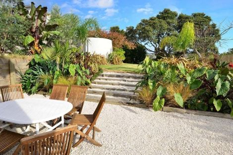 Photo of property in 9 Joydon Place, Stanmore Bay, Whangaparaoa, 0932