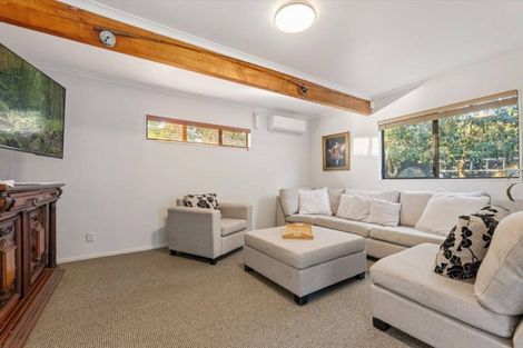 Photo of property in 988 Papamoa Beach Road, Papamoa Beach, Papamoa, 3118