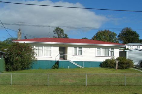 Photo of property in 1/12 Merriefield Avenue, Forrest Hill, Auckland, 0620