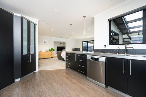 Photo of property in 24 Branigan Parade, Kelvin Grove, Palmerston North, 4414