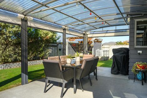 Photo of property in 99 Schnell Drive, Kelvin Grove, Palmerston North, 4414