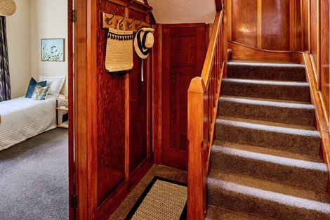 Photo of property in 22 Selwyn Terrace, Thorndon, Wellington, 6011