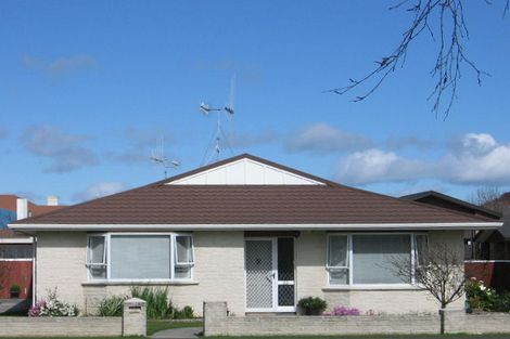 Photo of property in 63 Queen Street West, Levin, 5510