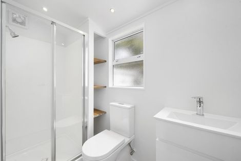 Photo of property in 33 Kairanga Crescent, Wainuiomata, Lower Hutt, 5014